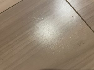 床材の傷